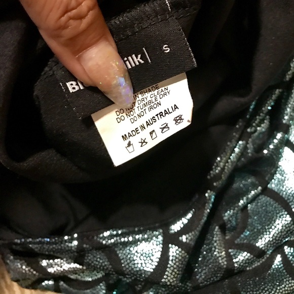 Mermaid Reverse Dress - Picture 5 of 5